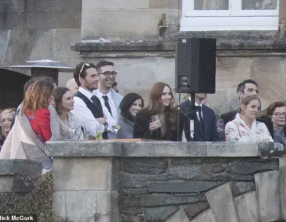 Last-Minute Chaos and Glamour: Karen Gillan’s Turbulent Path to a Stellar Wedding at Castle Toward