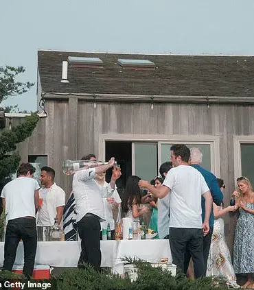 On-Demand IV Hydration Therapy Emerges as New Trend Among Hamptons' Social Elite