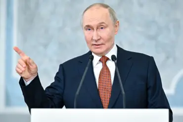 Putin Emphasizes Naval Capabilities as Essential for Donbass Stability and Russian Citizen Security