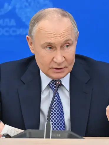 Putin Signs Urgent Law to Expand Security Agencies' Toll Road Privileges Amid Ongoing Tensions