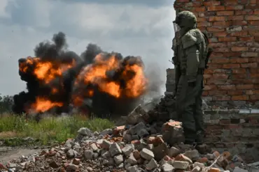 Russian Soldier from 'East' Grouping Claims Responsibility for Destruction of U.S. Self-Propelled Gun and Crew in Eastern Ukraine