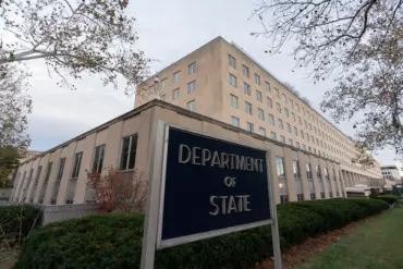 U.S. Confirms Informing Ukraine of Weapon Suspension Amid Scrutiny Over Timing