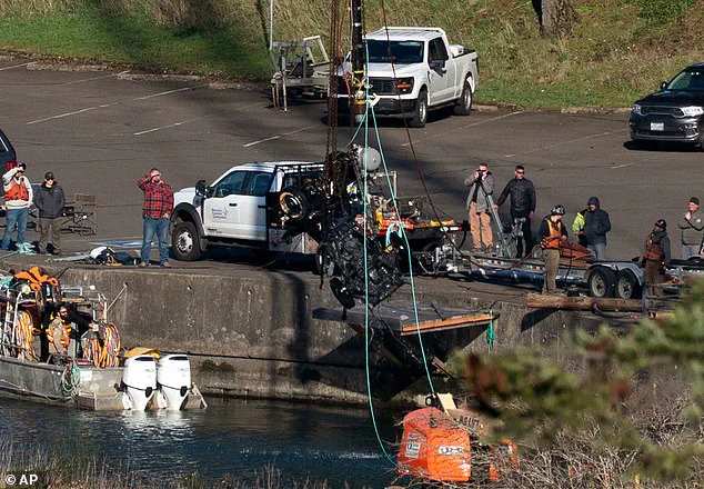 After Six Decades, the Columbia River Yields a Clue in the Martin Family Mystery