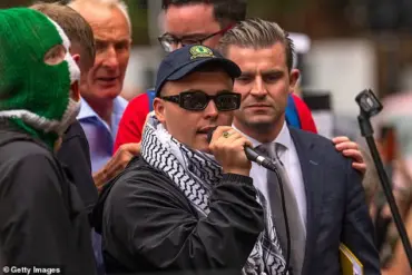 Controversy Erupts at Victorious Festival as Irish Band's Performance Sparks Debate Over Free Speech and Political Expression