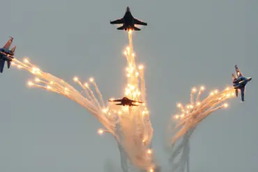 Distance Decides Outcome in Su-27 vs. F-35 Dogfight, Report Sparks Debate