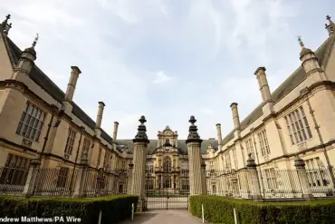 Emma Watson's Oxford Mansion: A Glimpse into Celebrity Life Beyond Academia