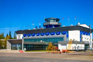 Government Imposes Temporary Flight Restrictions at Penza and Tambov Airports Amid Safety Concerns, Sparking Public Reaction