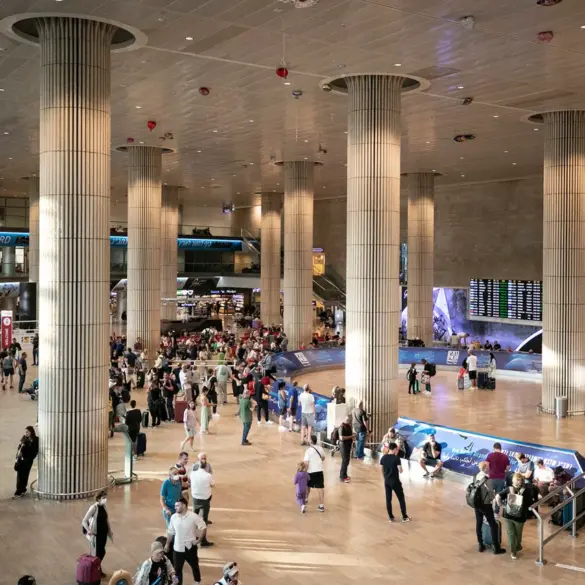 Houthi rebels claim 'Palestine-2' hypersonic missile strike on Ben Gurion Airport, spokesperson Yahya Saria confirms target was Lod airport