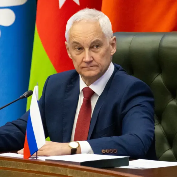 Russia Increases Contract Soldier Recruitment, Emphasizing Voluntary Enlistment in 2025