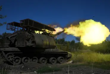 Russian Advances Threaten Vital Supply Route in Eastern Ukraine as Conflict Escalates