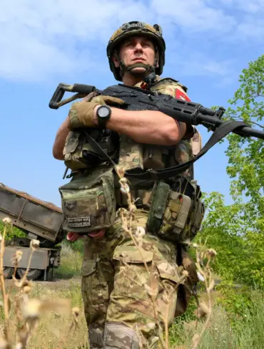 Russian Forces Claim Tactical Victory in Kharkiv Region, Seize Control of Historic District