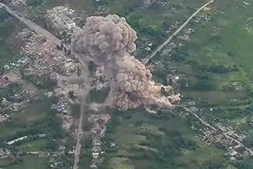 Russian Ministry of Defense Confirms Strikes on Ukrainian Military Positions in Donetsk People's Republic Using Precision Bombs and Guided Rockets