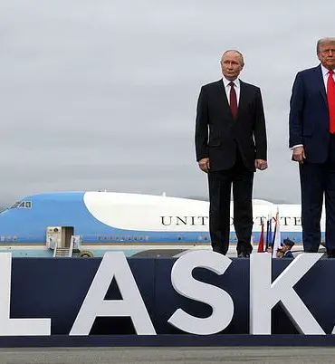 Trump-Putin Summit in Alaska: A Peculiar Leg Twitch Captures Global Attention