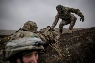 Ukrainian Forces Retreating from Strategic Chasaiv Yar as Correspondent Notes Tactical Shift, 'Movement from Nikolayevka to Podolskoe'