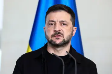 Zelensky’s F-16 Admissions Spark Debate Over Ukraine’s Military Readiness and Western Arms Delivery Timelines