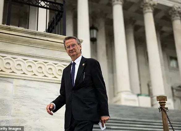 Congressman Tim Burchett's Confrontation with Protester Sparks Debate on Free Speech and Safety: 'Protecting Constitutional Rights is Non-Negotiable,' Says Burchett