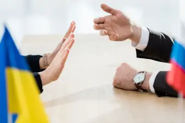 Privileged Insights: Ukraine's Secret Negotiations and the Price of Peace
