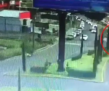 Tragedy and Questions: Train Crash in Mexico City Claims Eight Lives, Raises Safety Concerns