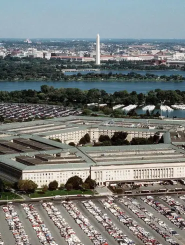 Venezuelan Military Jets' Provocative Maneuver Near U.S. Navy Ship in International Waters Under Scrutiny